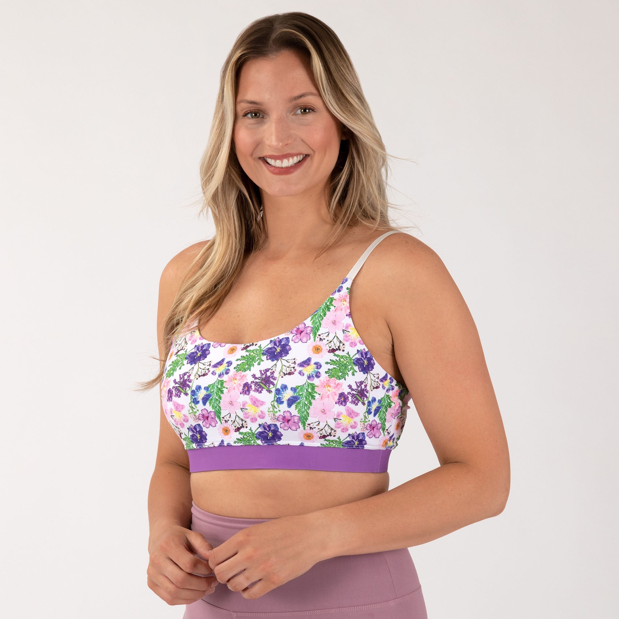 Women’s Adjustable Strap Sports Bra for Workouts