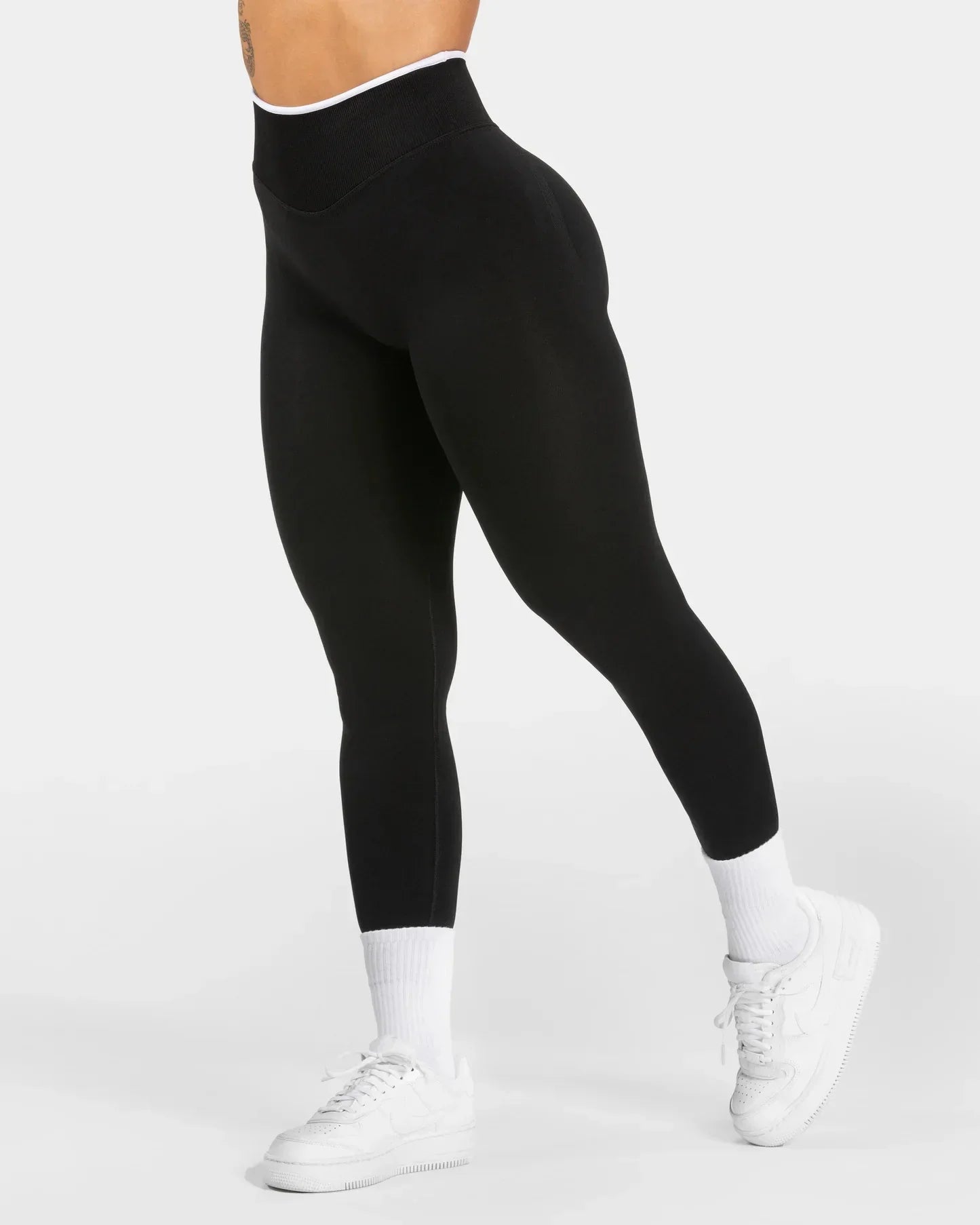 Women’s High-Waisted Seamless Scrunch Booty Leggings
