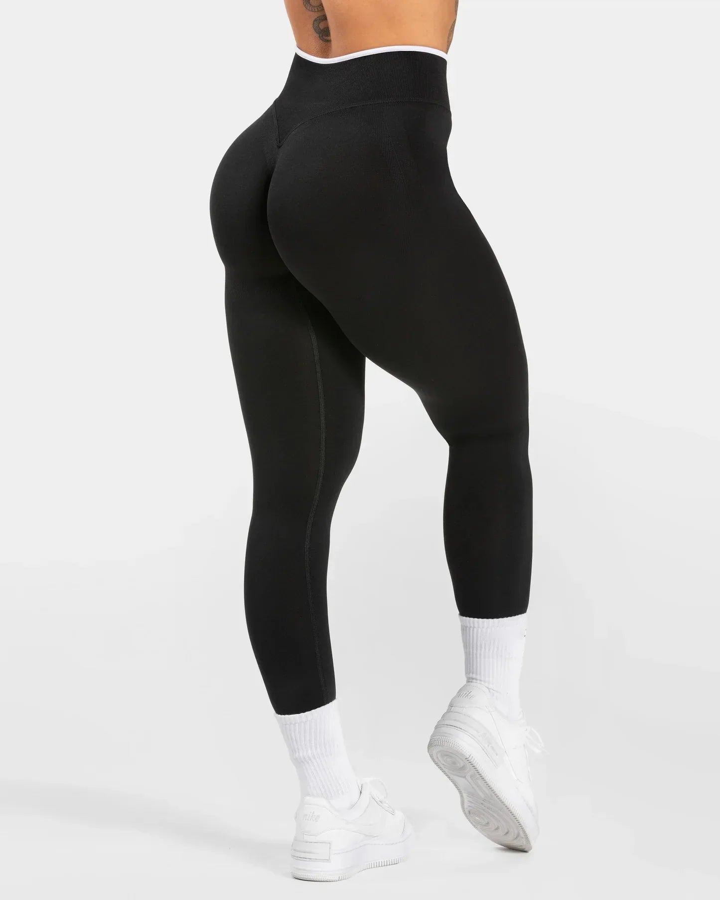 Women’s High-Waisted Seamless Scrunch Booty Leggings