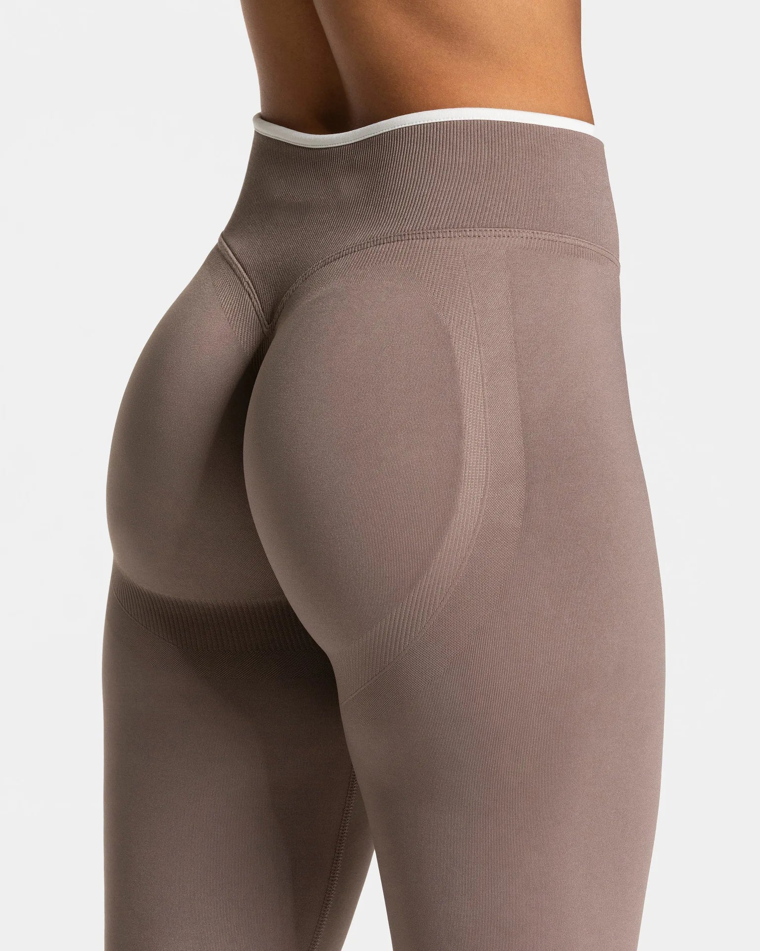Women’s High-Waisted Seamless Scrunch Booty Leggings