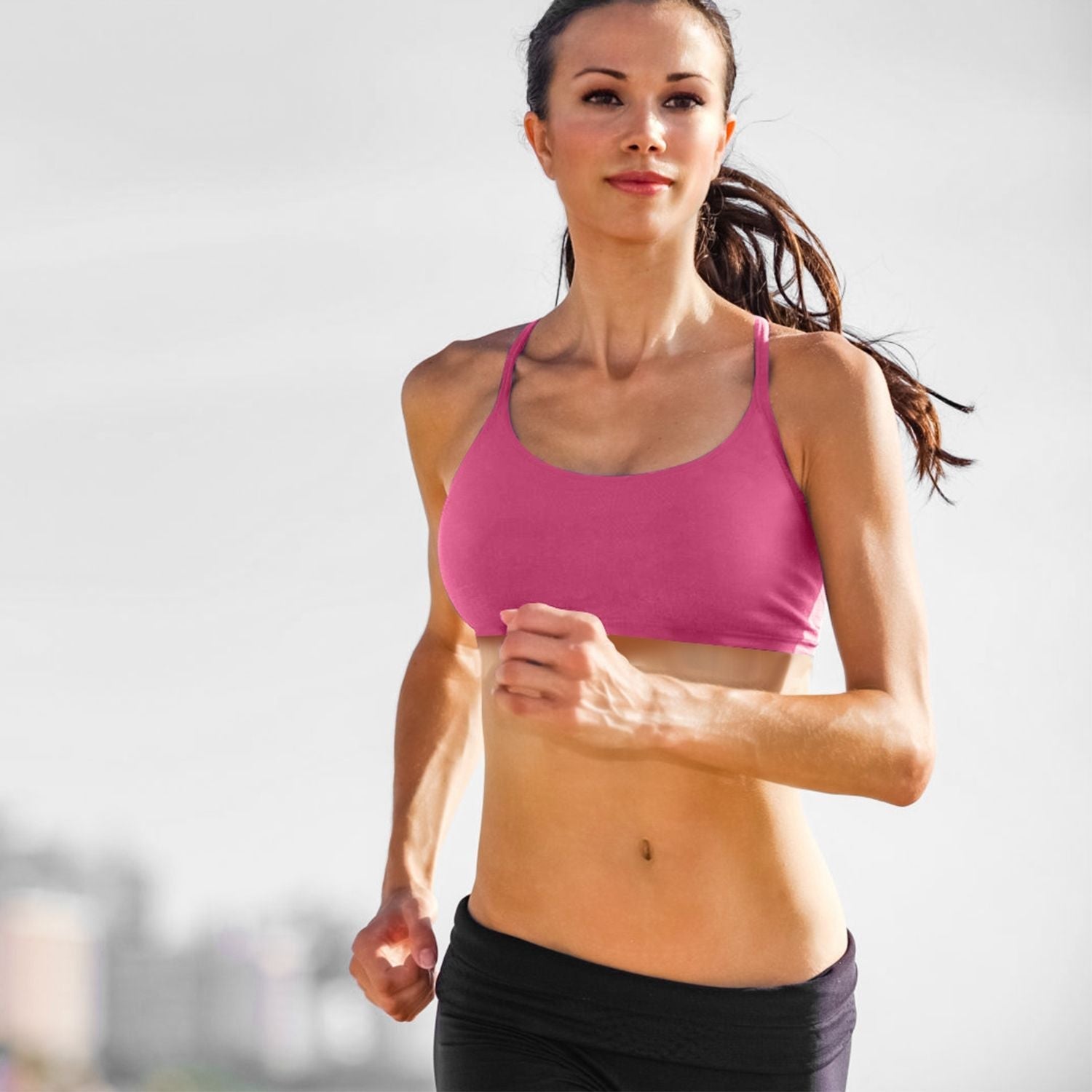 Women’s Strappy Square Neck Padded Sports Bra