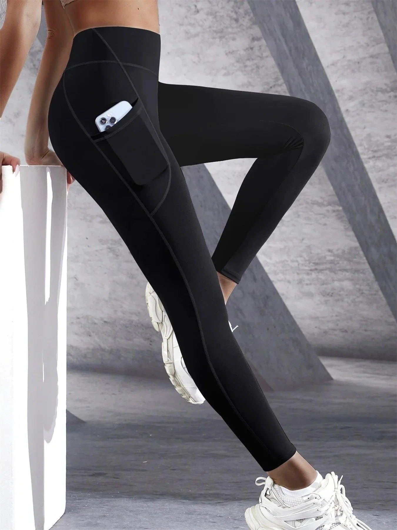 Women’s High-Waisted Workout Leggings with Pockets